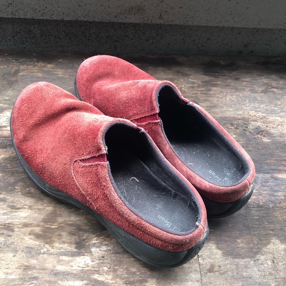 LL Bean Women's Red Suede Comfort Mocs Stain Resistant Slip on Shoes Size 9.5 - Picture 7 of 10